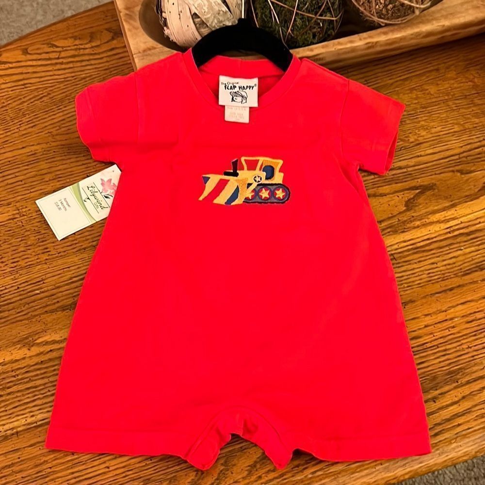NWT, Red Flap Happy romper/onesie, embroidered dozier, 3 months 100% cotton